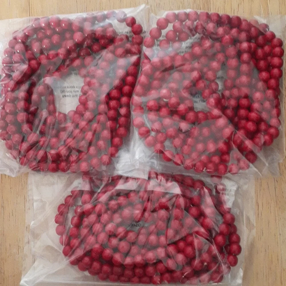 NWOT Bundle of 3 Red Garland Strands BB88